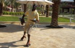 Jordan hotel entertains with roller waiter
