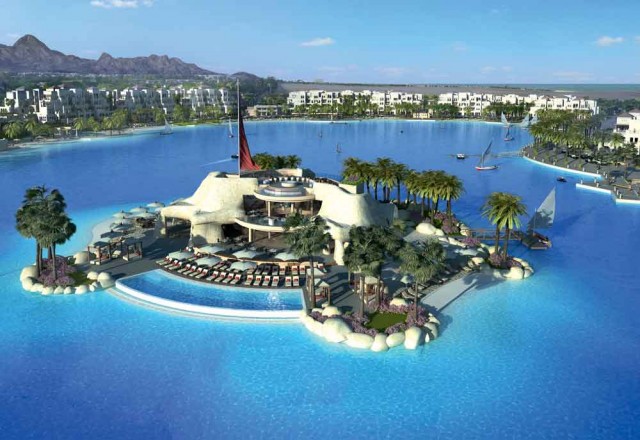FIRST LOOK: Largest man-made crystal lagoons Egypt